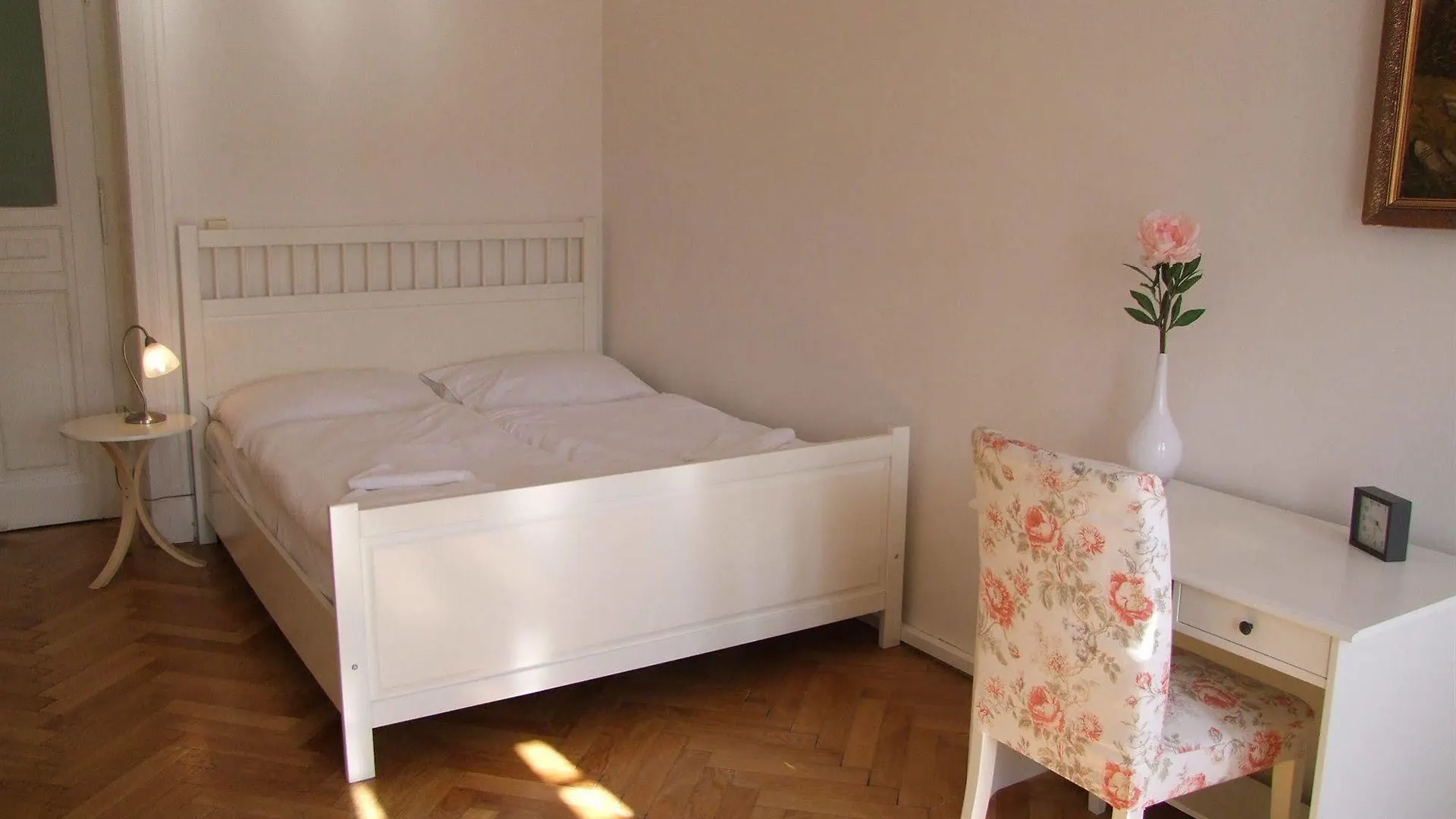 פראג Old Town Square Apartments